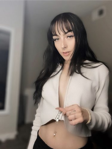 Emma Jade