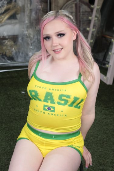 Eva Nyx